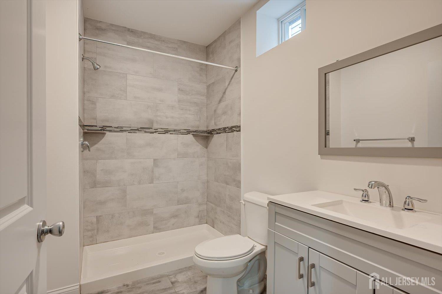 37 Wildwood Avenue Fords NJ 08863