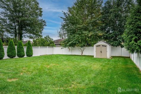37 Wildwood Avenue Fords NJ 08863
