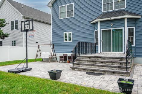 37 Wildwood Avenue Fords NJ 08863