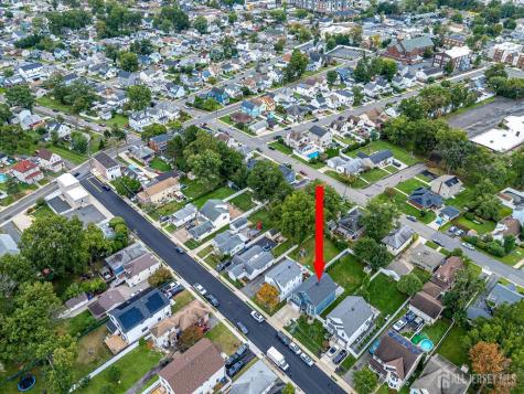 37 Wildwood Avenue Fords NJ 08863