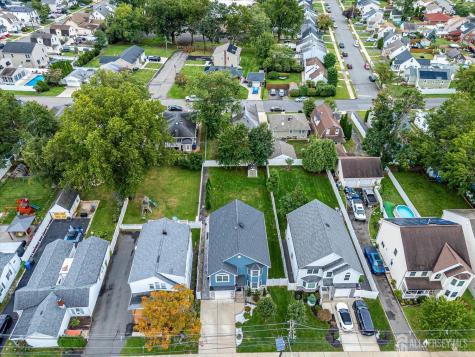 37 Wildwood Avenue Fords NJ 08863