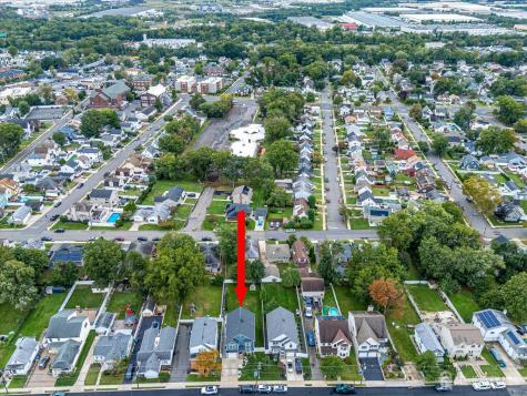 37 Wildwood Avenue Fords NJ 08863