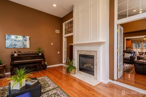 18 Hartlander Street East Brunswick NJ 08816