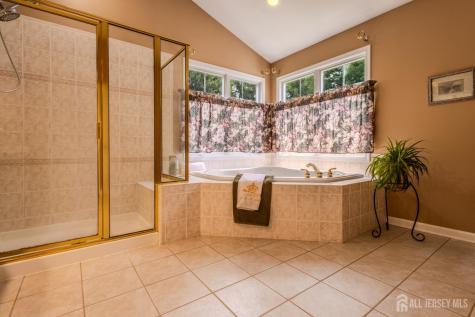 18 Hartlander Street East Brunswick NJ 08816