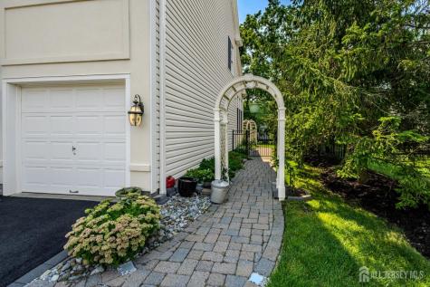 18 Hartlander Street East Brunswick NJ 08816