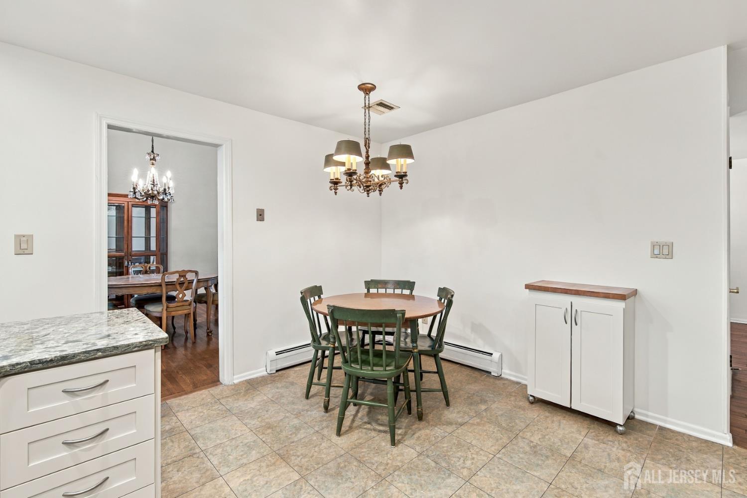 46 Lynnwood Road Edison NJ 08820