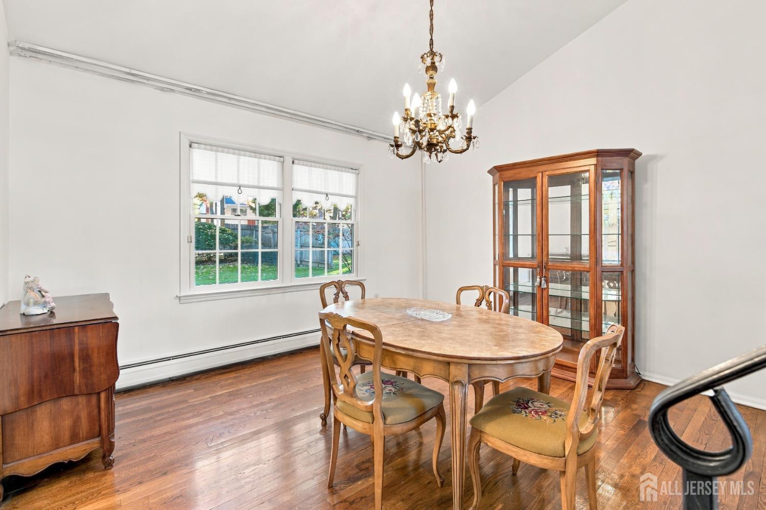 46 Lynnwood Road Edison NJ 08820