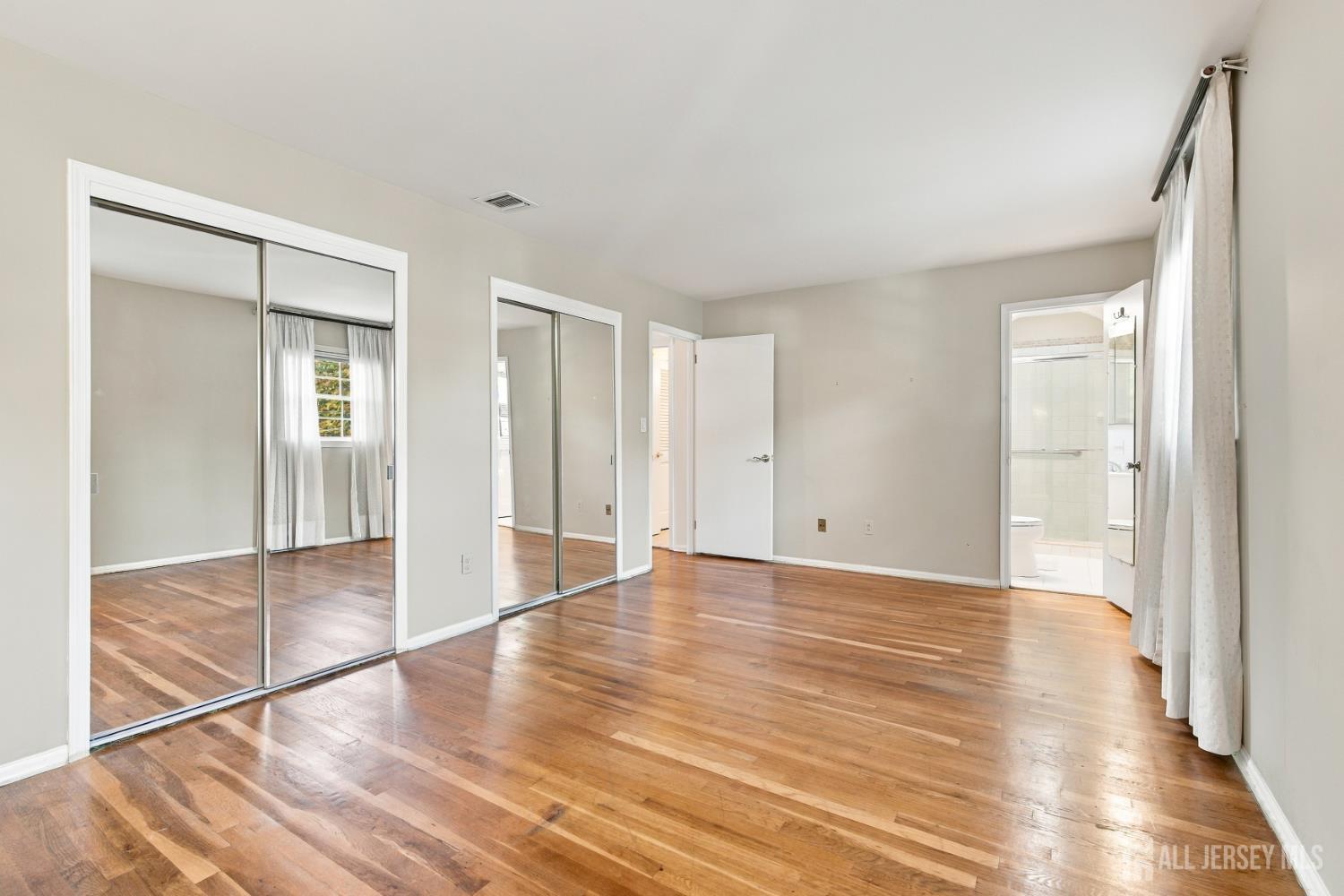 46 Lynnwood Road Edison NJ 08820
