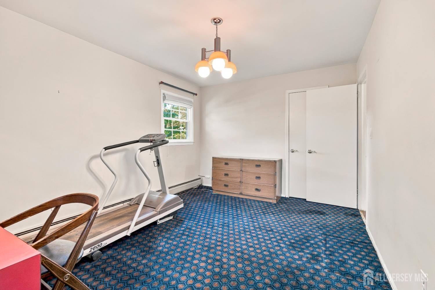 46 Lynnwood Road Edison NJ 08820