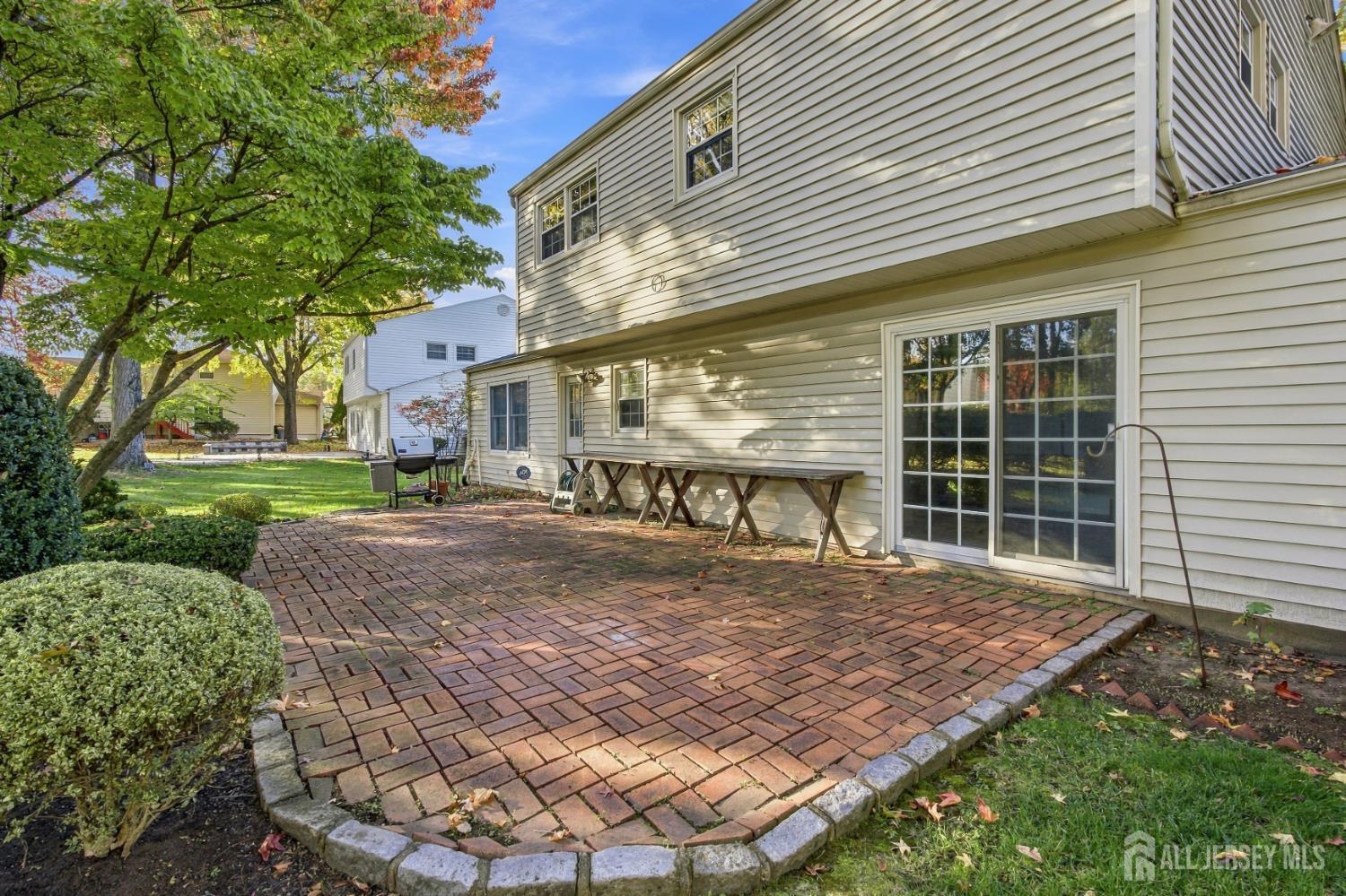 46 Lynnwood Road Edison NJ 08820