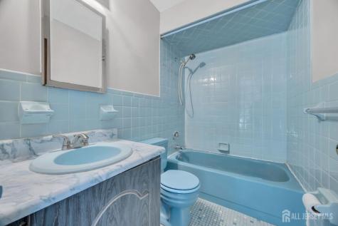 1 Chelsea Court Sayreville NJ 08859
