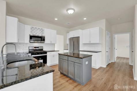 5 Anthony Court Hamburg NJ 07419