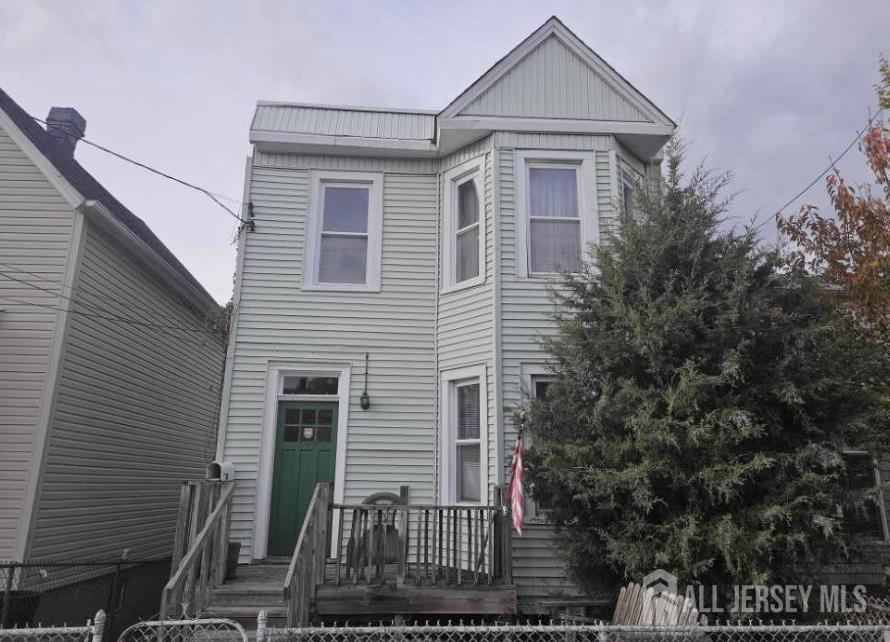 827 Hudson Avenue Secaucus NJ 07094