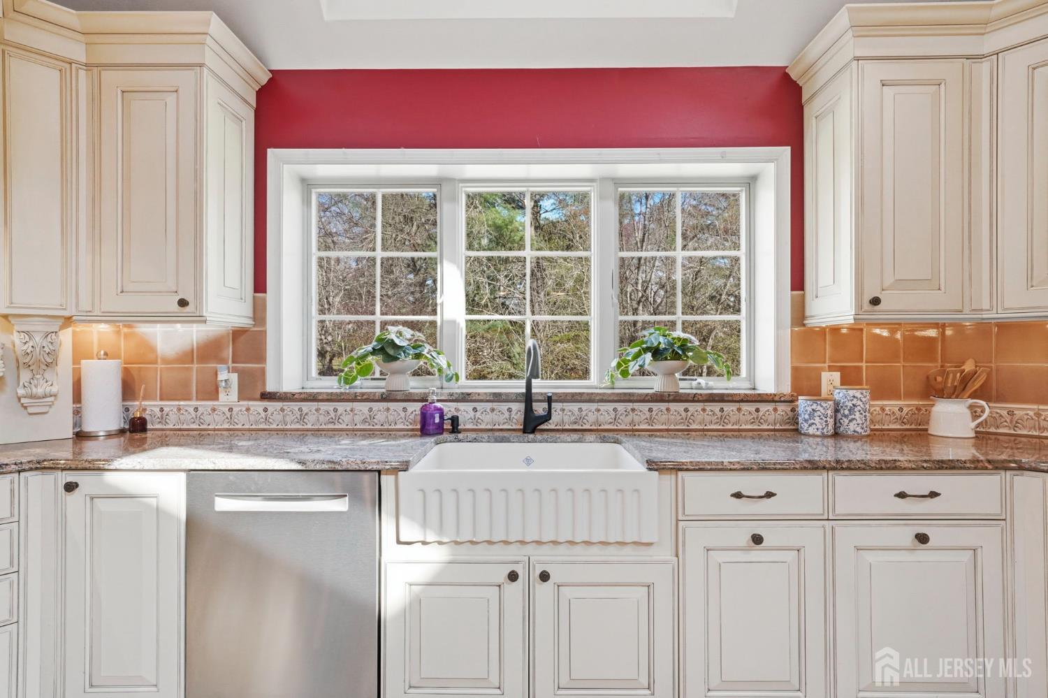 7 Monroe Place Cranbury NJ 08512