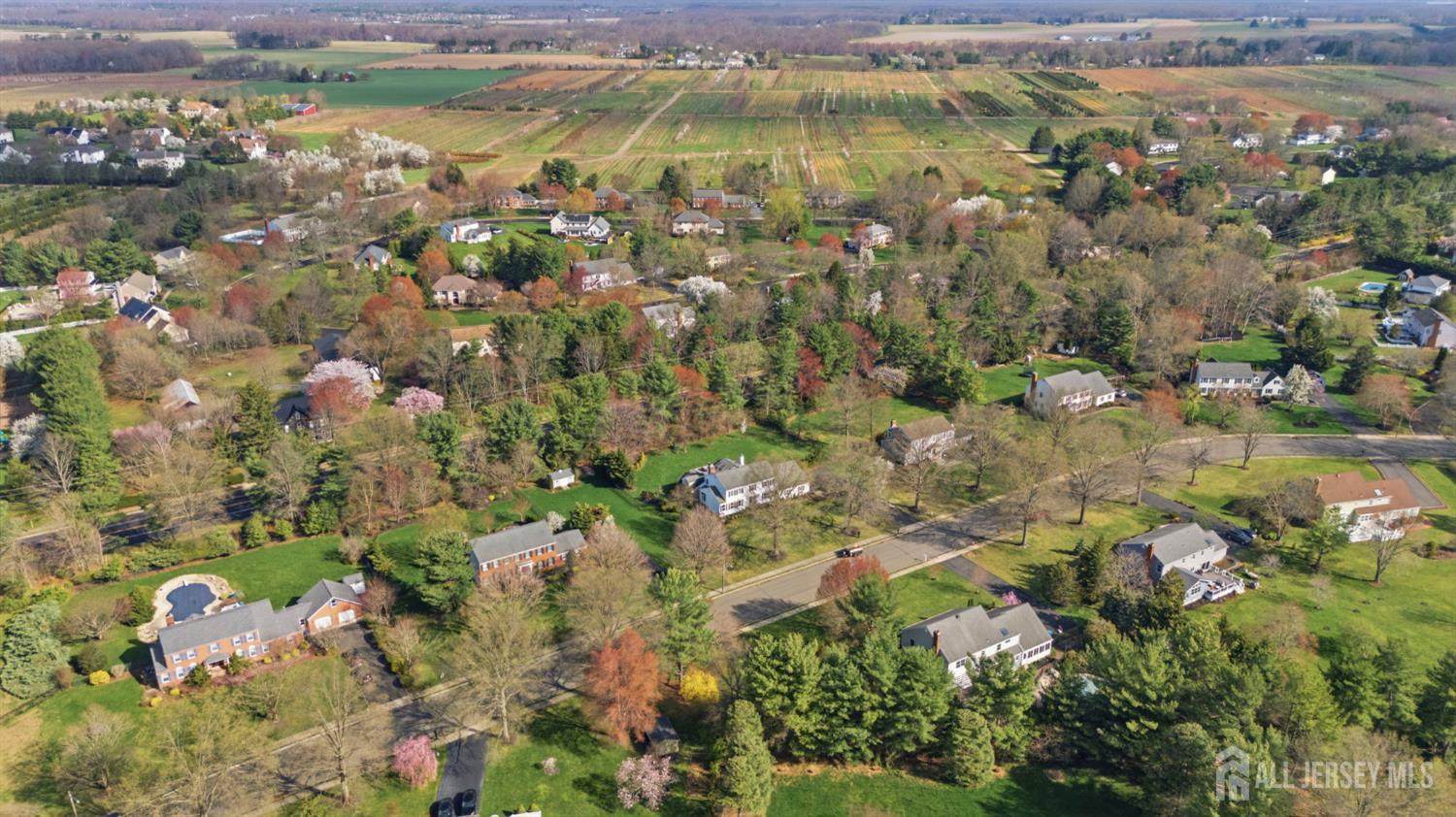 7 Monroe Place Cranbury NJ 08512