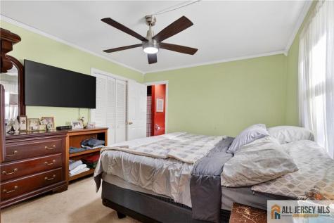 256 Adirondack Avenue Spotswood NJ 08884
