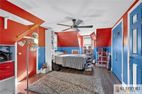 256 Adirondack Avenue Spotswood NJ 08884