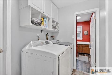 256 Adirondack Avenue Spotswood NJ 08884
