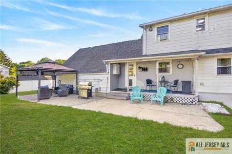 256 Adirondack Avenue Spotswood NJ 08884