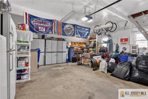 256 Adirondack Avenue Spotswood NJ 08884