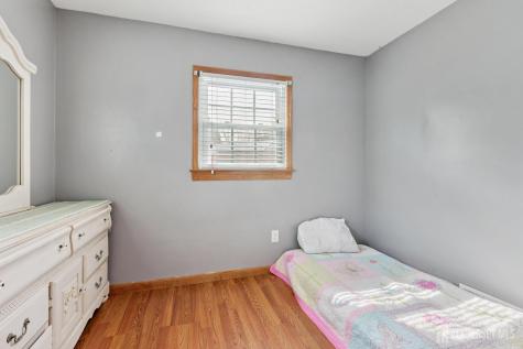 32 Glenville Road Edison NJ 08817