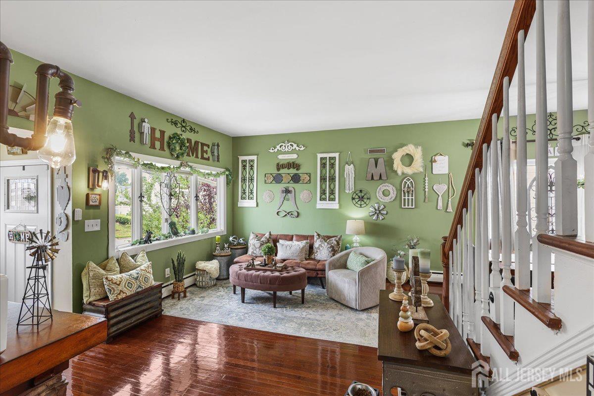 42 Mildred Lane Fords NJ 08863