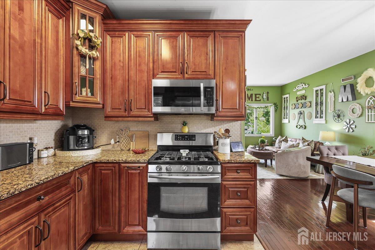 42 Mildred Lane Fords NJ 08863