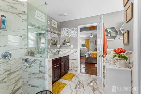 42 Mildred Lane Fords NJ 08863