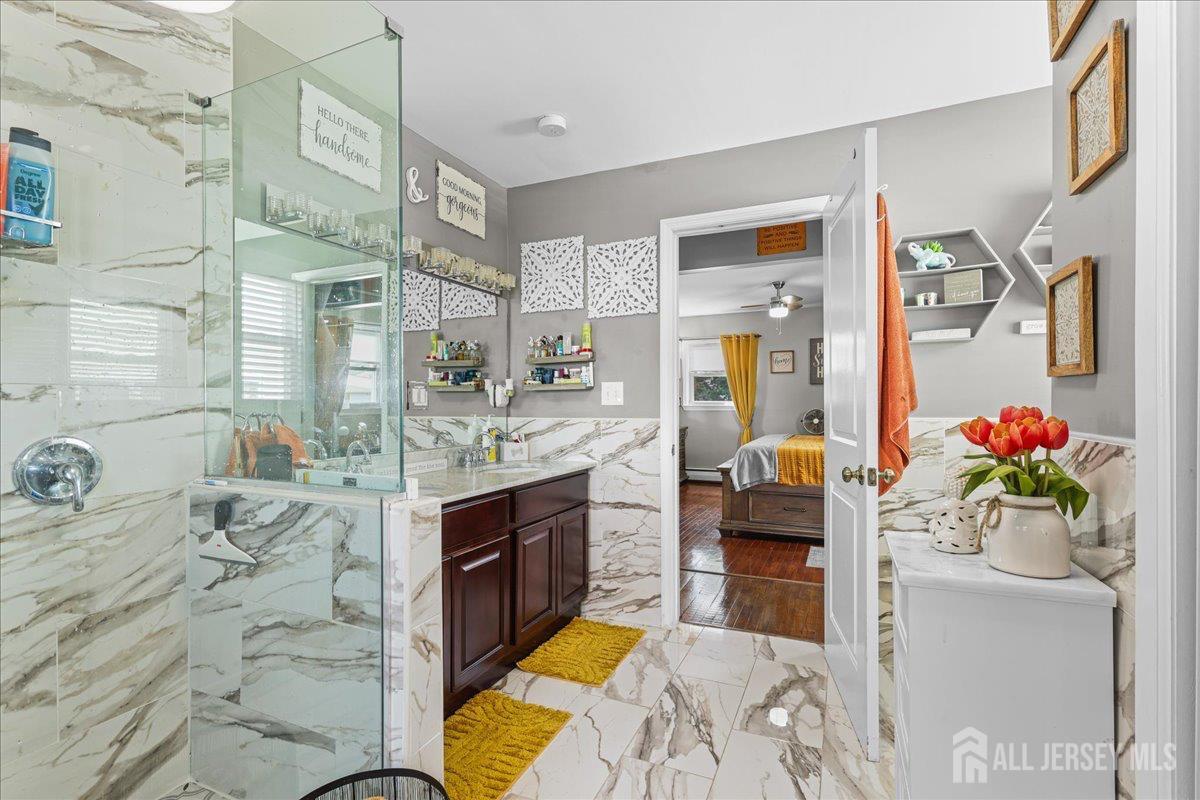 42 Mildred Lane Fords NJ 08863