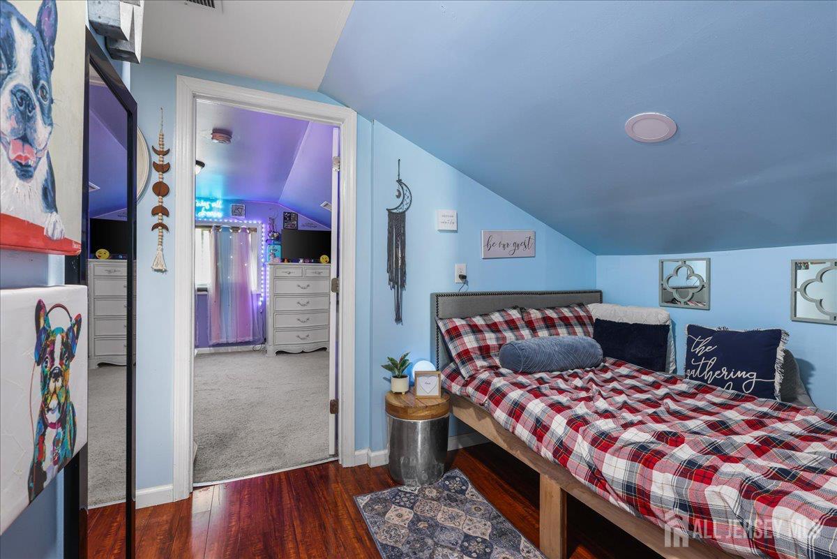 42 Mildred Lane Fords NJ 08863