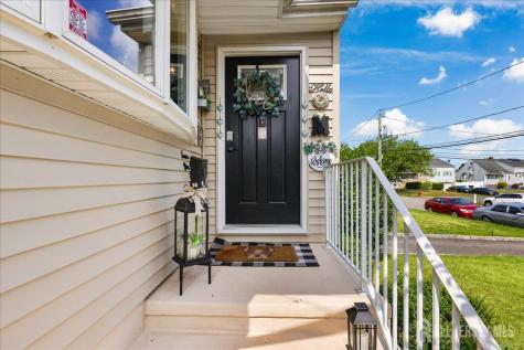 42 Mildred Lane Fords NJ 08863