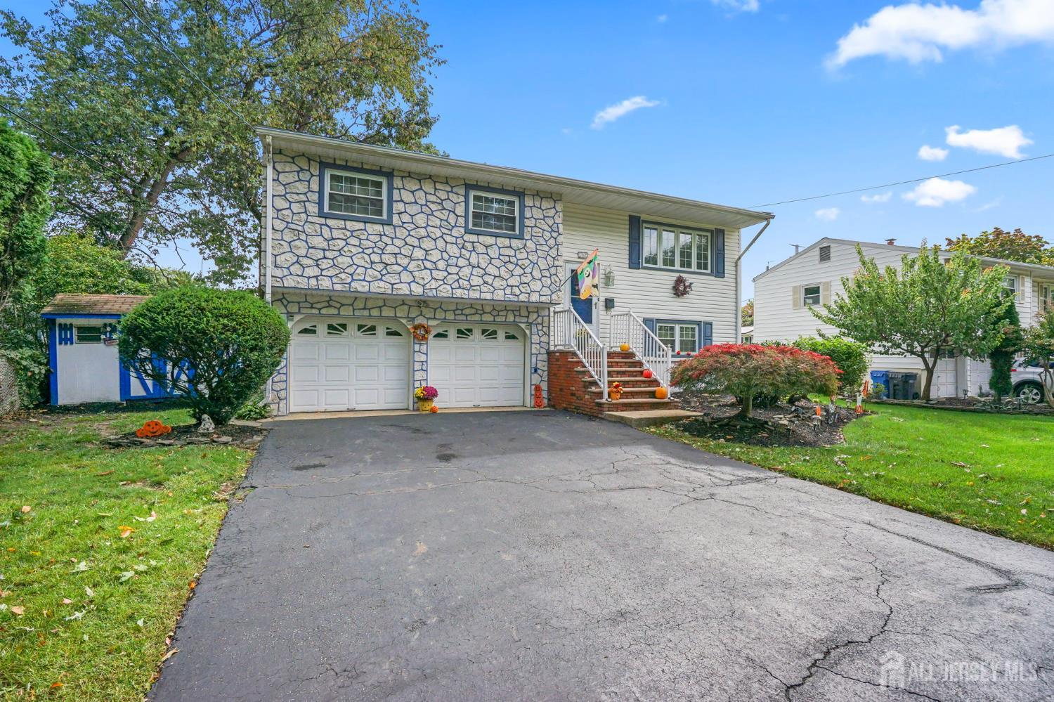 196 Marsh Avenue Metuchen NJ 08840
