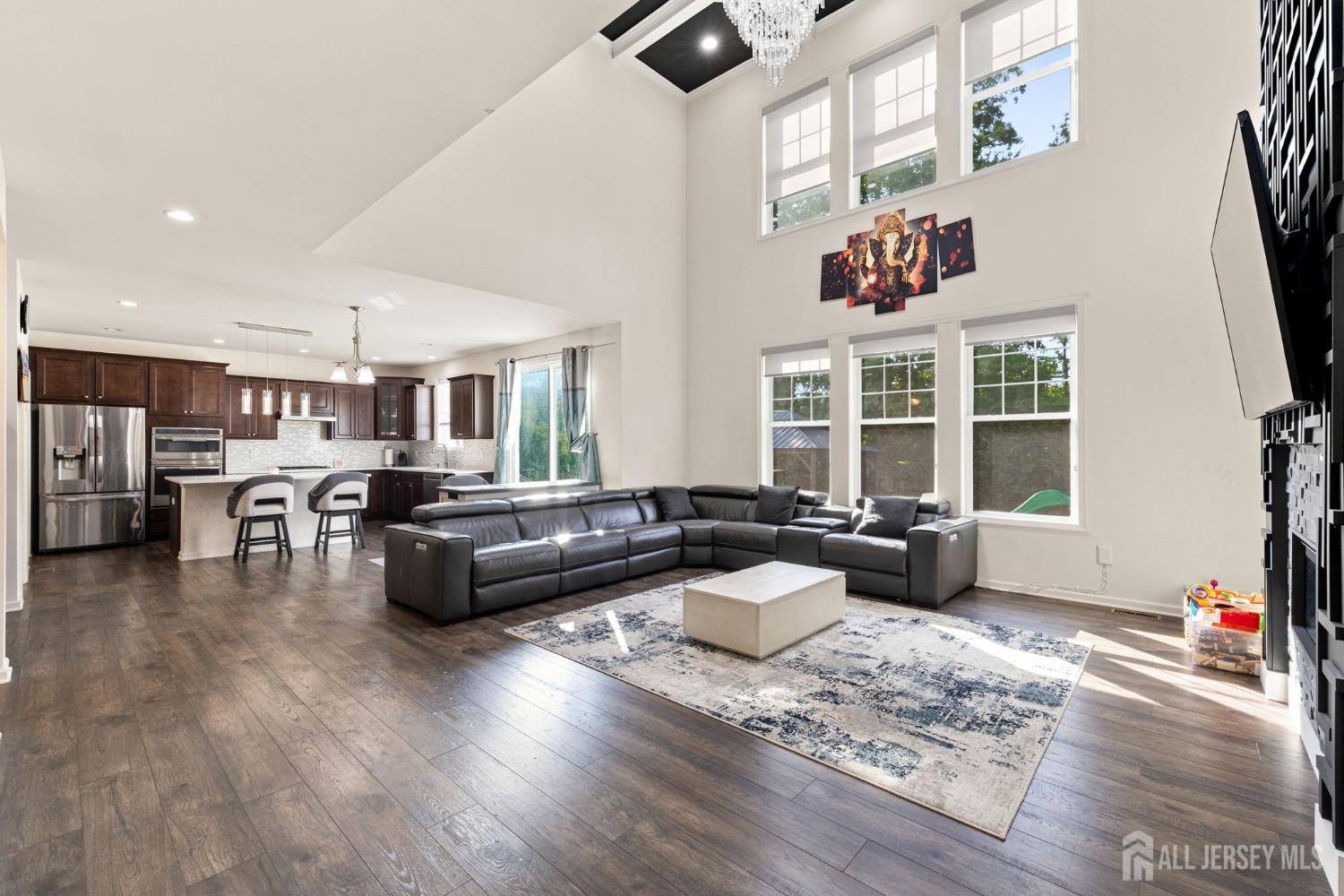 1 Cairnes Lane East Brunswick NJ 08816