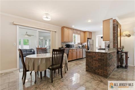 10 Helen Court Piscataway NJ 08854