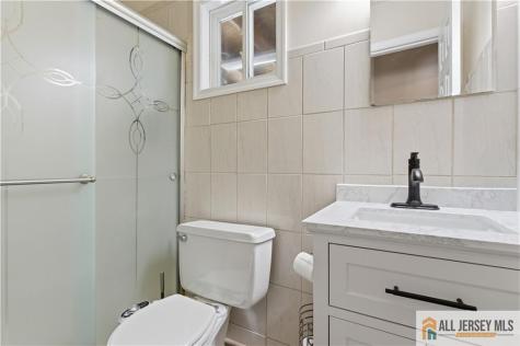 10 Helen Court Piscataway NJ 08854