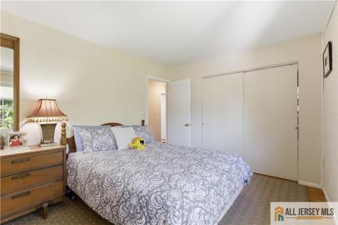 10 Helen Court Piscataway NJ 08854