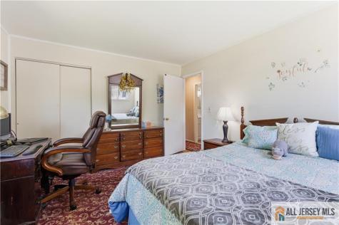 10 Helen Court Piscataway NJ 08854