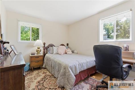 10 Helen Court Piscataway NJ 08854