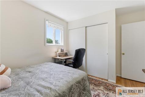 10 Helen Court Piscataway NJ 08854