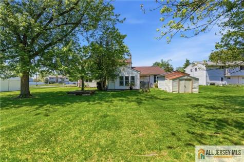 10 Helen Court Piscataway NJ 08854