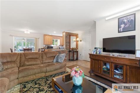 10 Helen Court Piscataway NJ 08854