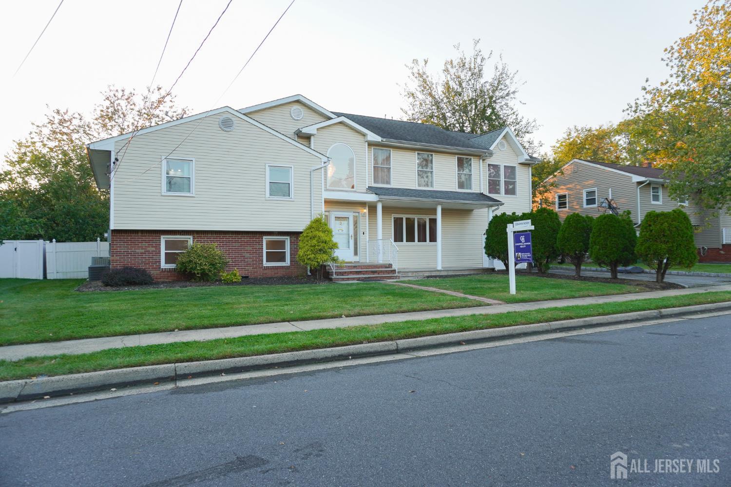 3 E Charles Court Edison NJ 08820