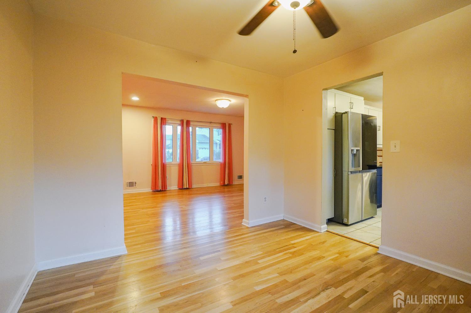 3 E Charles Court Edison NJ 08820