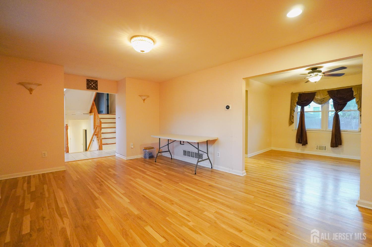 3 E Charles Court Edison NJ 08820
