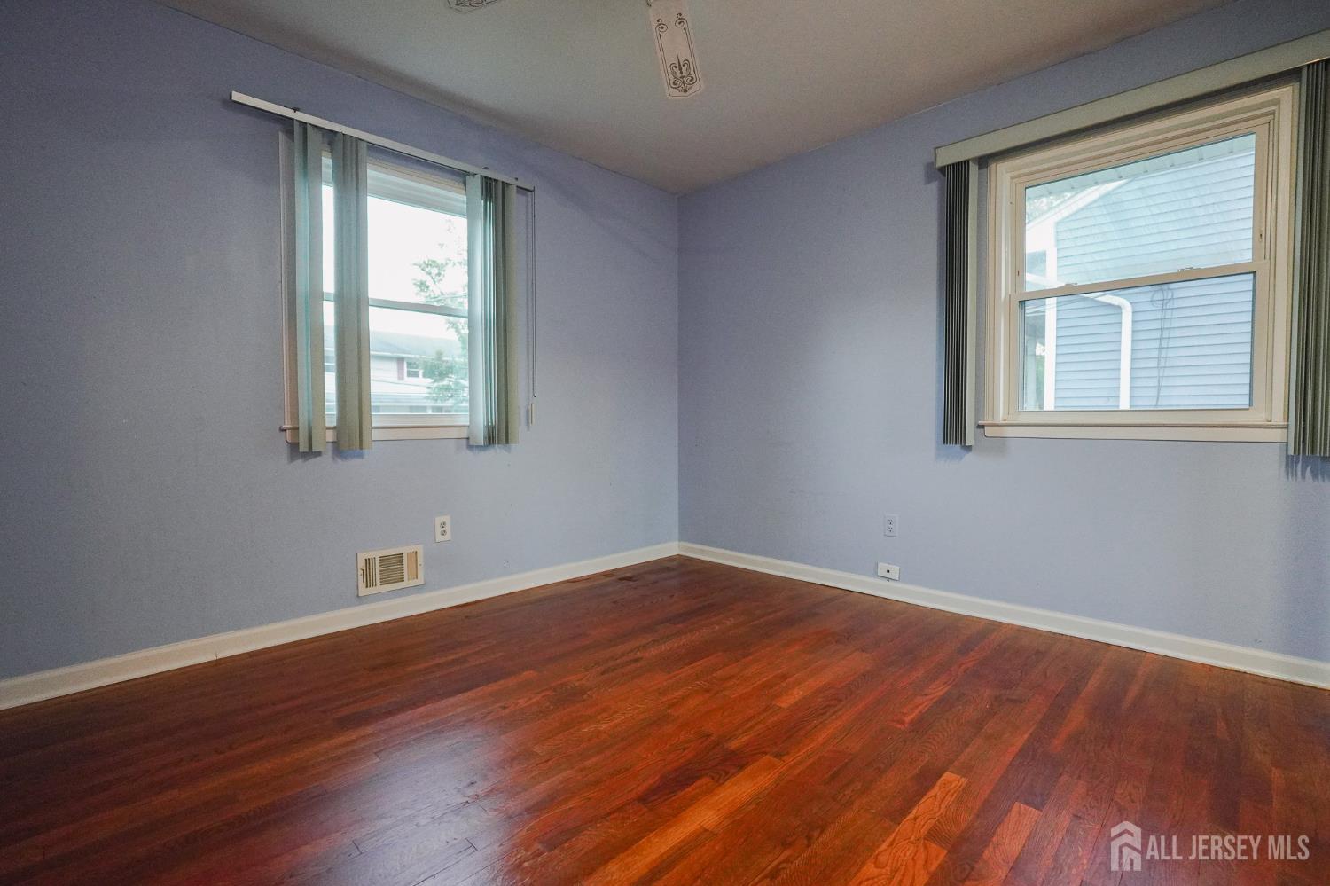 3 E Charles Court Edison NJ 08820