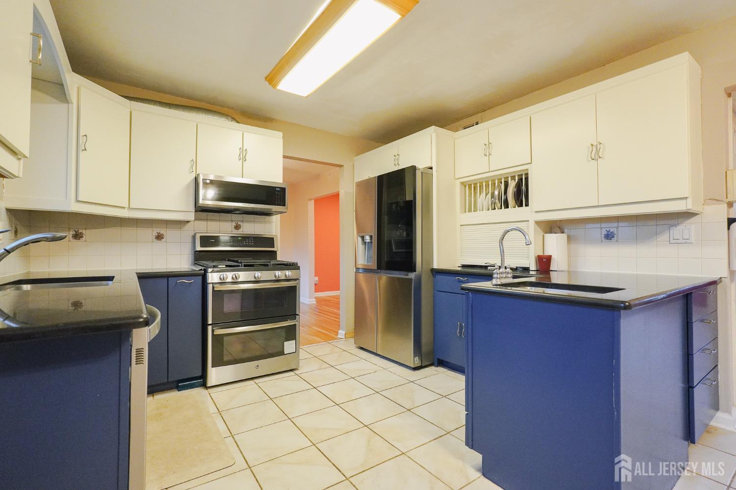 3 E Charles Court Edison NJ 08820