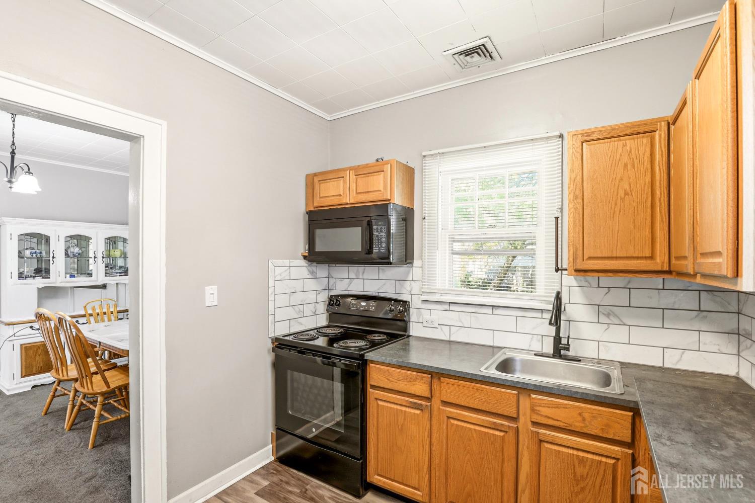 467 Gorham Avenue Middlesex NJ 07095