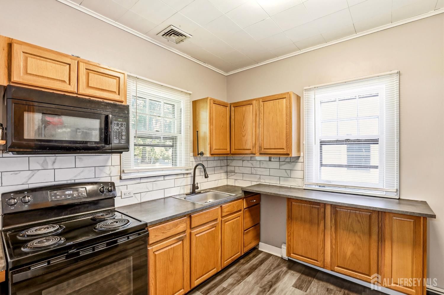 467 Gorham Avenue Middlesex NJ 07095