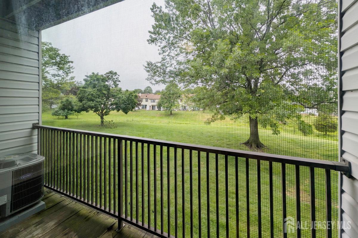 372 Lancaster Court Piscataway NJ 08854