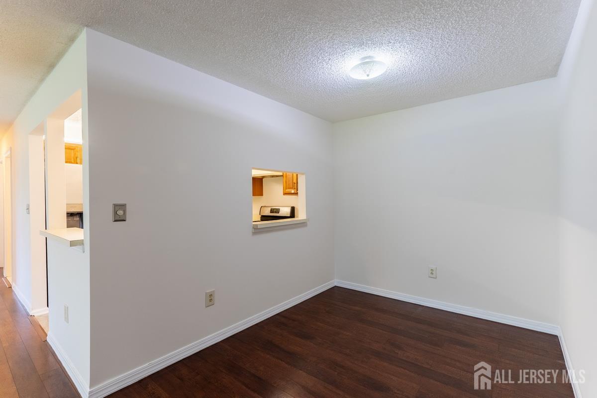 372 Lancaster Court Piscataway NJ 08854
